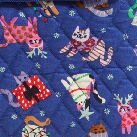 Vera Bradley Crossbody Lunch Bag in Catnip Christmas NWT - Picture 3 of 5